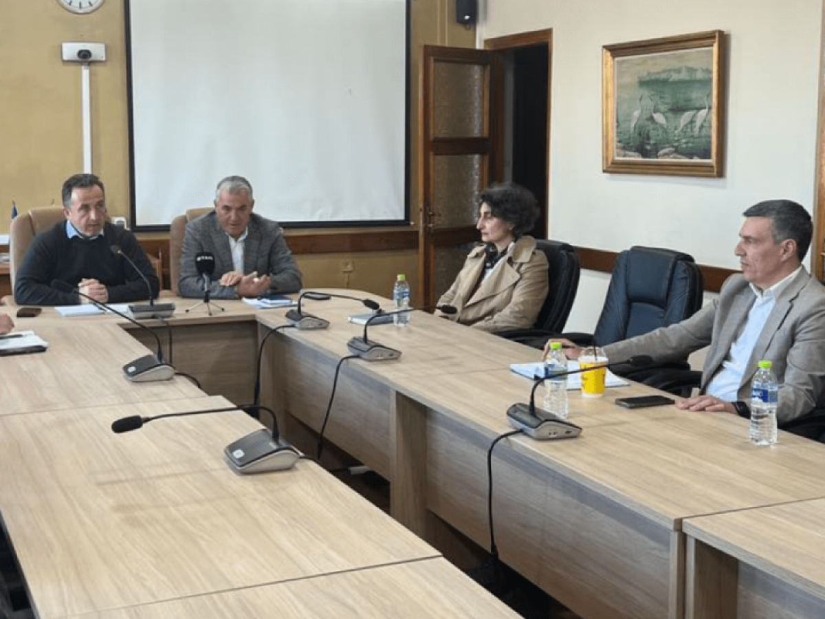 Συνάντηση στην ΠΕ Δράμας για τα προβλήματα στα Τενάγη