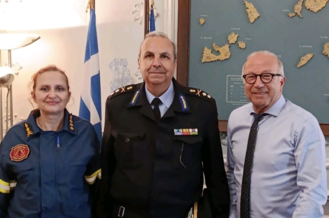 sinantisi-tou-chorikou-Αntiperiferiarchi-kikladon-k-1