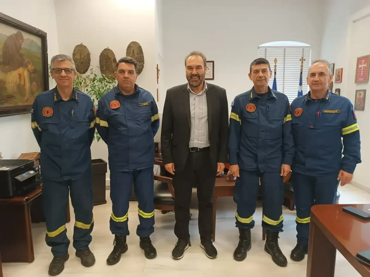 Συνάντηση του Δημάρχου Φλώρινας με στελέχη της Πυροσβεστικής Υπηρεσίας