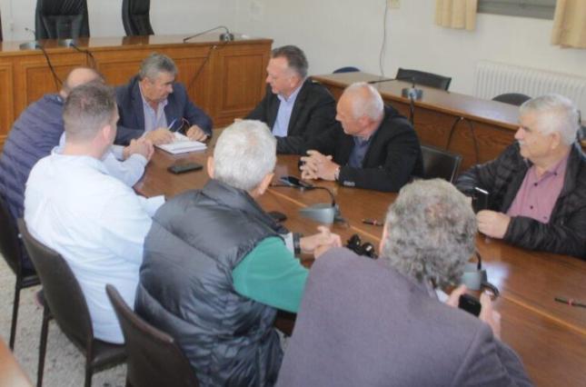 sinantisi-tou-dimarchou-pilis-me