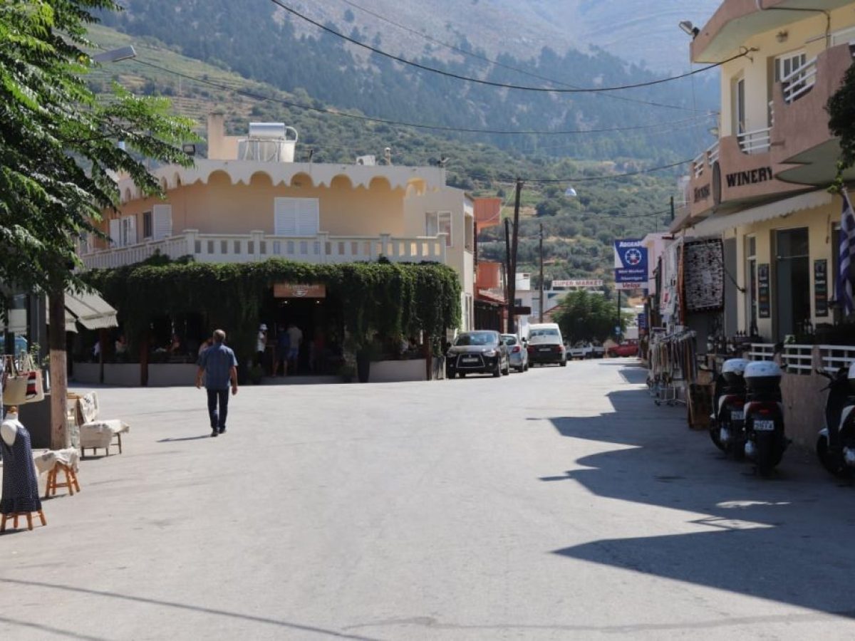 Συνεδριάζει η Κοινότητα Έμπωνα