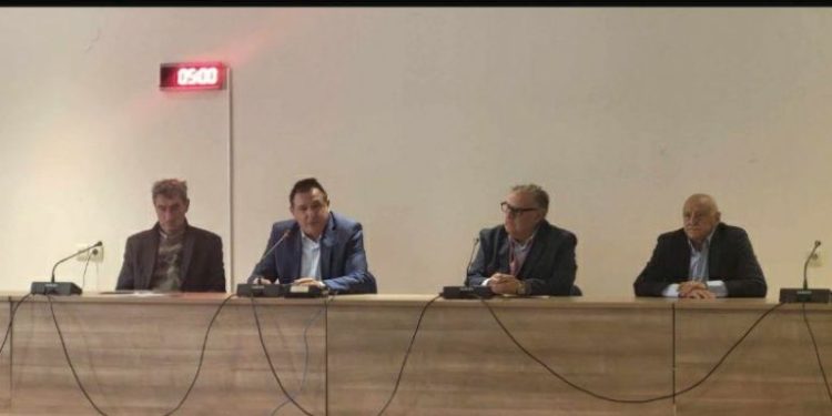 sinedriazi-to-dimotiko-simvoulio-ke