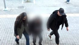 sinelifthi-i-77chroni-kakosis-sta