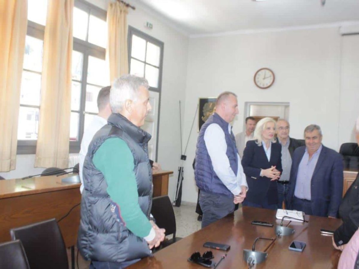 Σύσκεψη Μαράβα – Καραλαριώτου για τα φράγματα