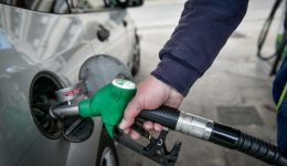 sovares-paravasis-se-pratiria-tis