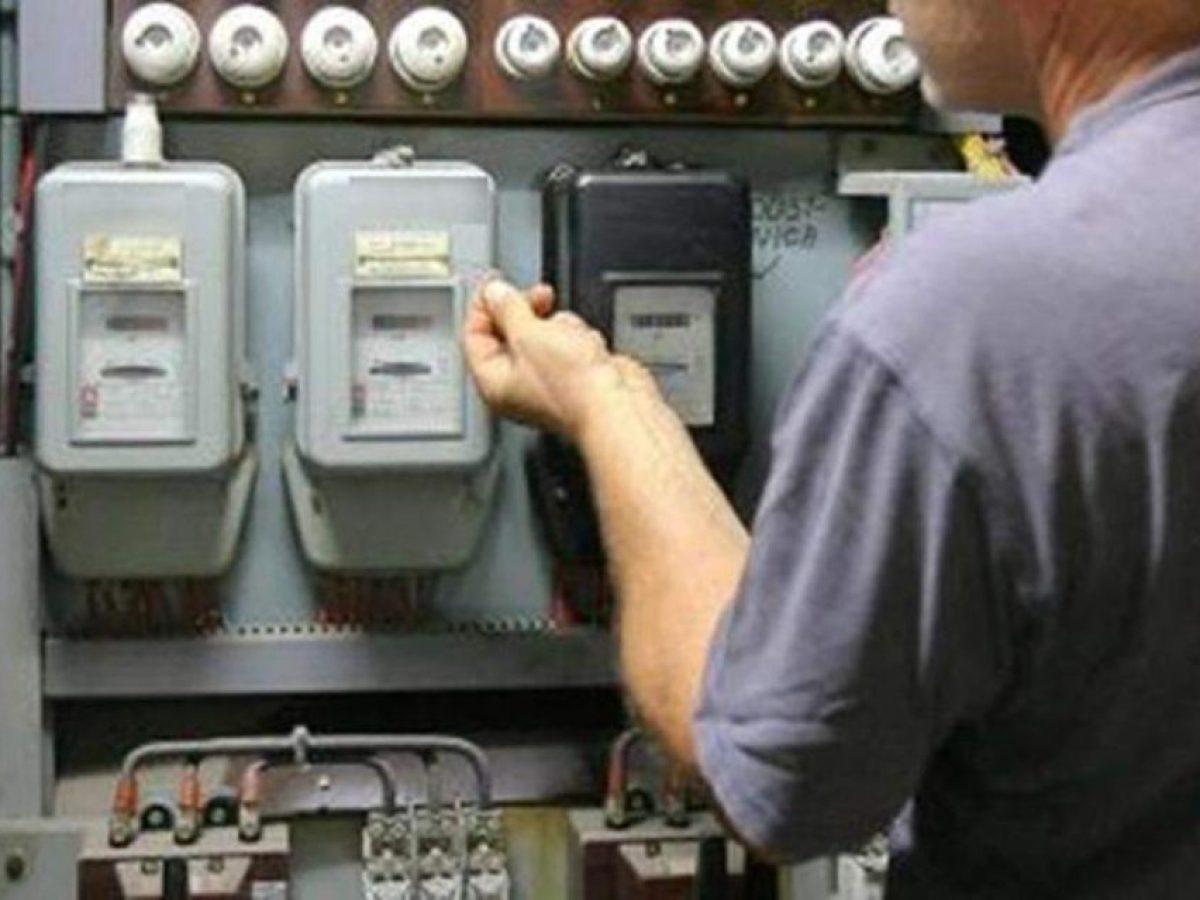 Στα «δίχτυα» της ΕΛ.ΑΣ. έξι άτομα για ρευματοκλοπή στη Νέα Ποτίδαια Χαλκιδικής – Παράνομη παροχή ρεύματος σε σπίτια