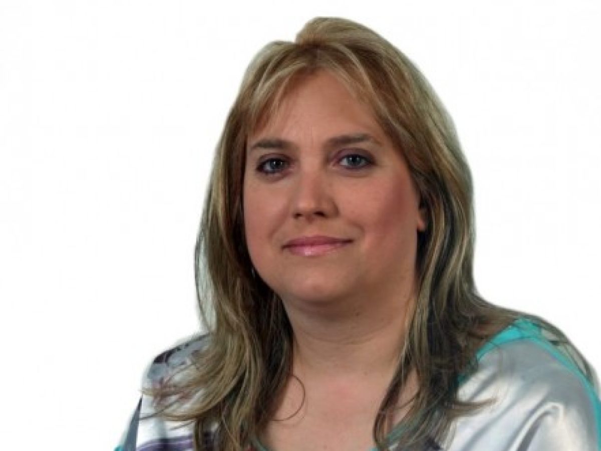 Στα έδρανα του δημοτικού Συμβουλίου Κομοτηνής η Μ. Κουρτούμα αντικαθιστά τον Π. Καρακολίδη