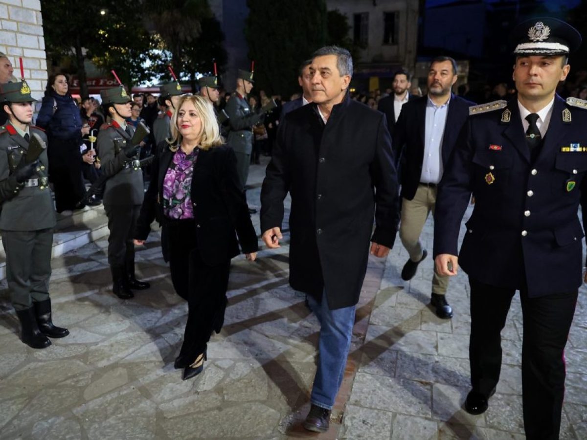 Στα Τρίκαλα ο Περιφερειάρχης Θεσσαλίας Δημήτρης Κουρέτας  για την κορύφωση του Θείου Δράματος και την Περιφορά των Επιταφίων