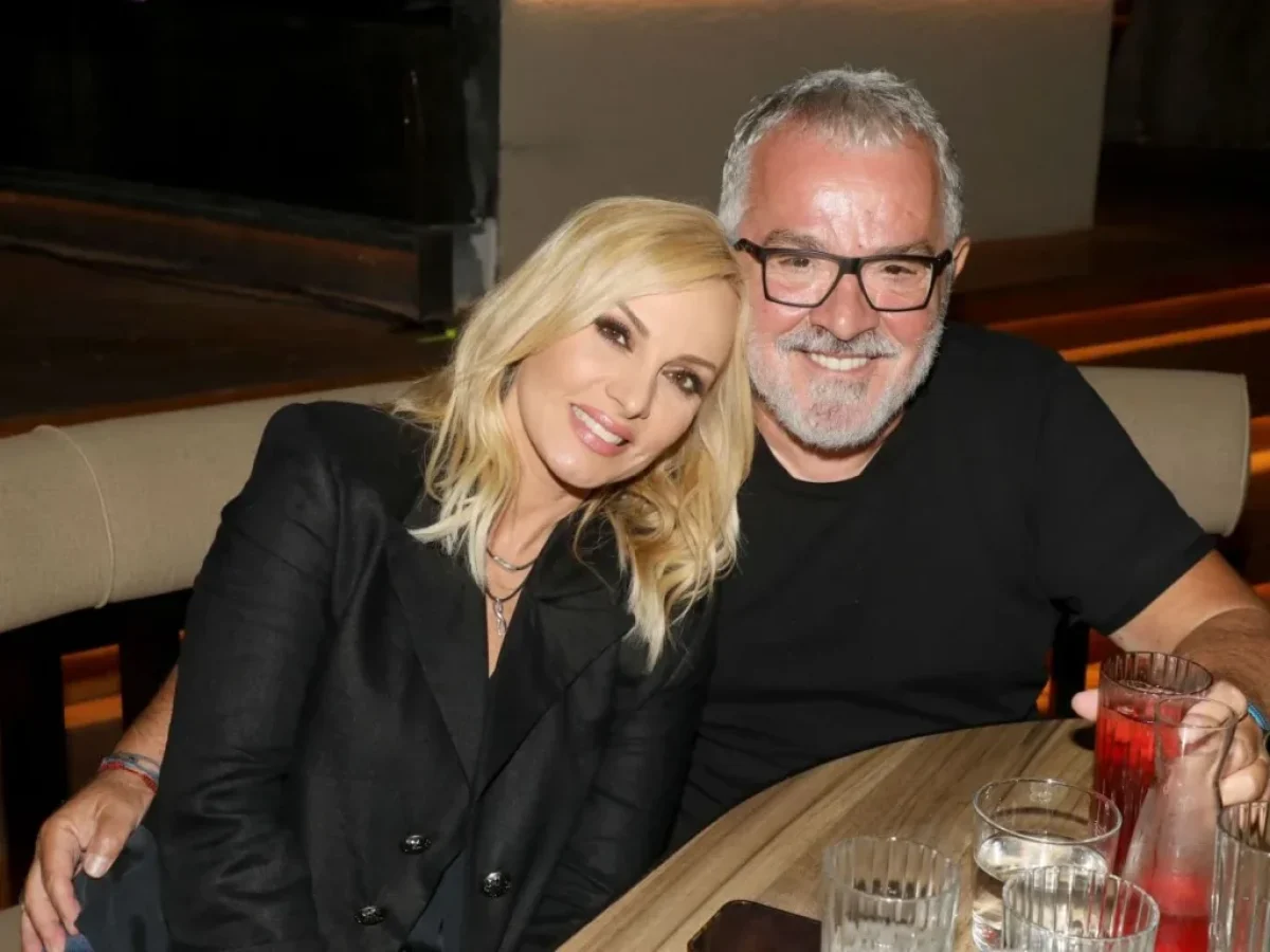 Στη Μονή των παπαροκάδων η Πέγκυ Ζήνα! ΦΩΤΟΓΡΑΦΙΑ