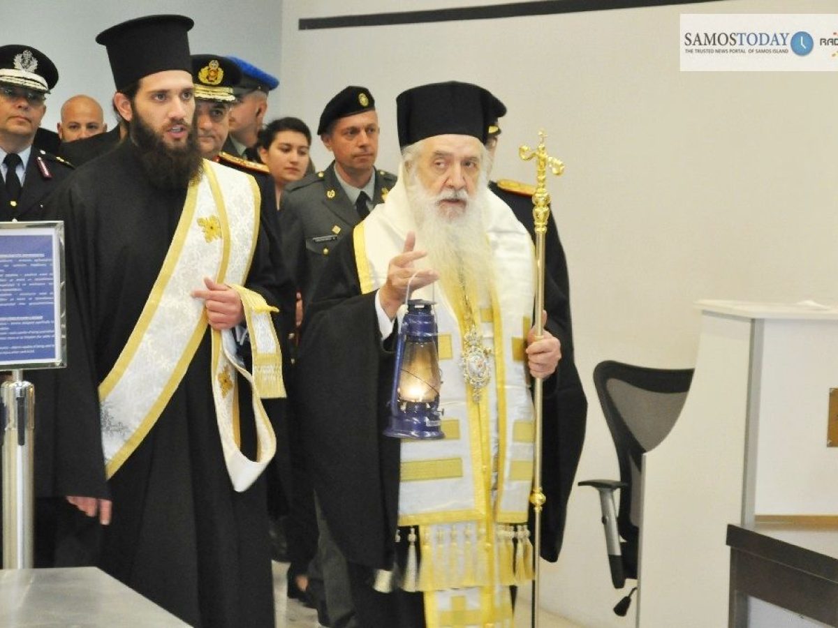 Στη Σάμο το Άγιο Φως παρά τις γεωπολιτικές εντάσεις