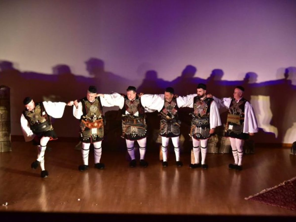 Στην Άμφισσα το δρώμενο του Συλλόγου Πανηγυριστών «Ο Άη Συμιός» για την Έξοδο του Μεσολογγίου