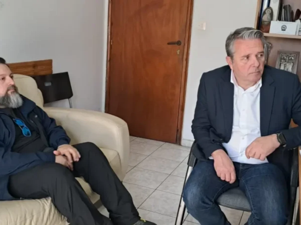 Στην Ασφάλεια ο Δήμαρχος Πολυγύρου για τη Μαζική Θανάτωση 21 Σκύλων στον Βάβδο – Μήνυση και Σκληρή Απάντηση στη Βαρβαρότητα