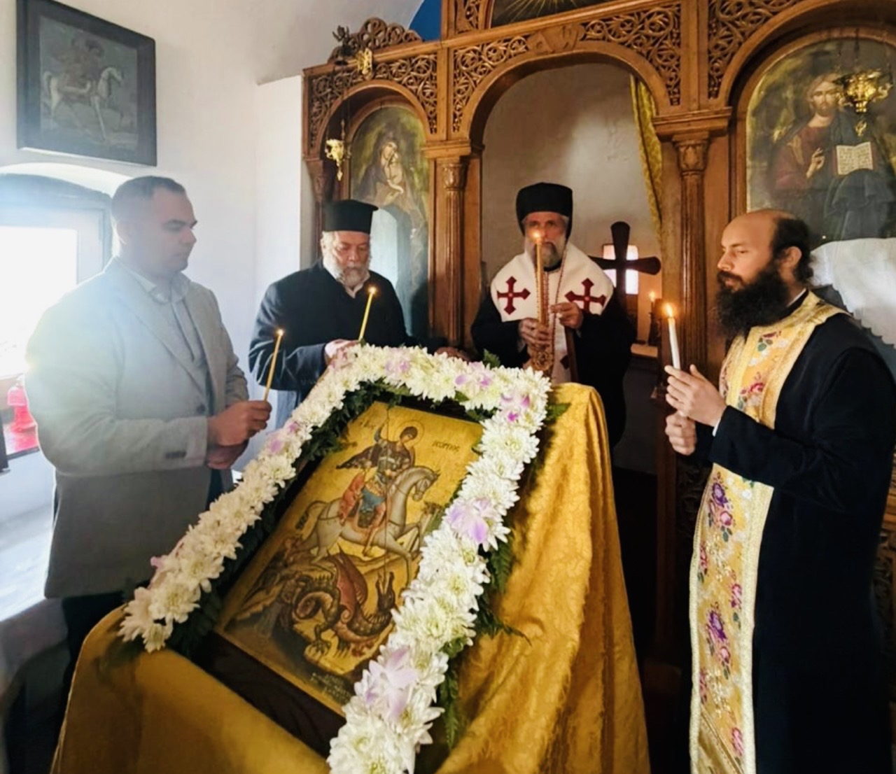 sto-akritiko-farmakonisi-eki-pou