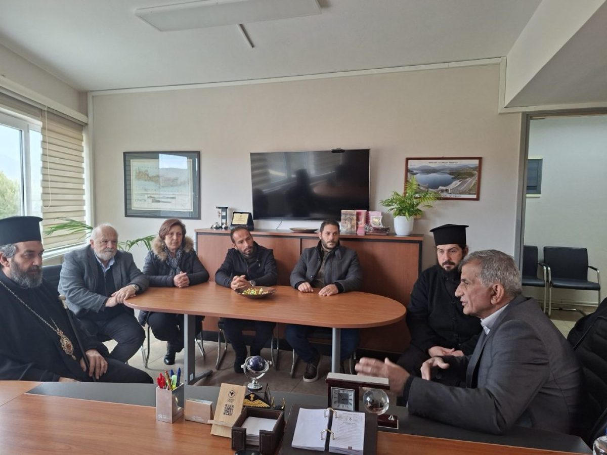 Στο δημαρχείο Αμαρίου ο  νέος Μητροπολίτης Λάμπης Συβρίτου και Σφακίων κ.κ. Ιωακείμ 