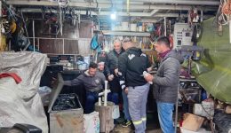 sto-ergastirio-ton-chalkounadon-i