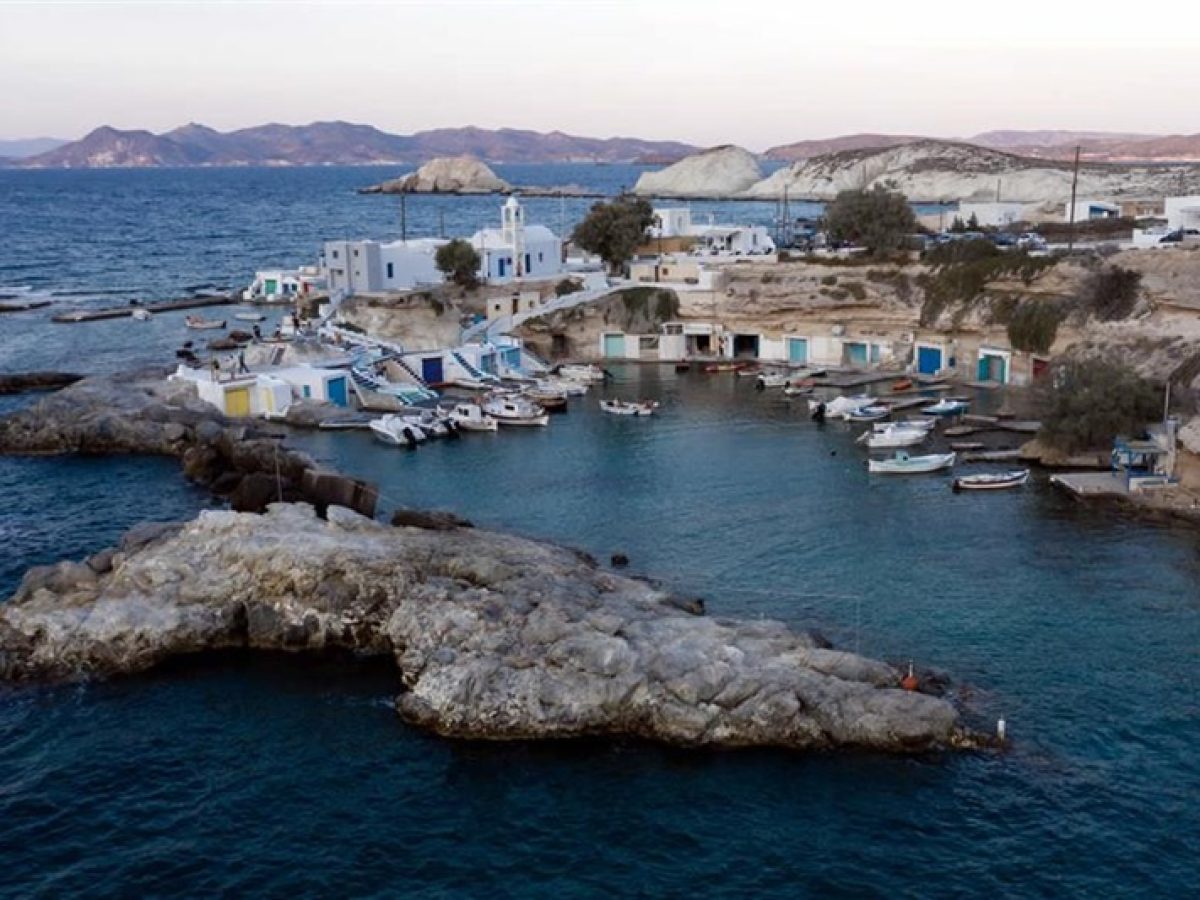 Στο μικροσκόπιο της εισαγγελίας η Μήλος