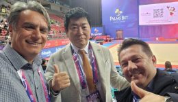 sto-pagkosmio-kipello-rithmikis-gimnastikis-3