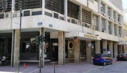 ston-isangelea-dimos-lariseon-&ndash;