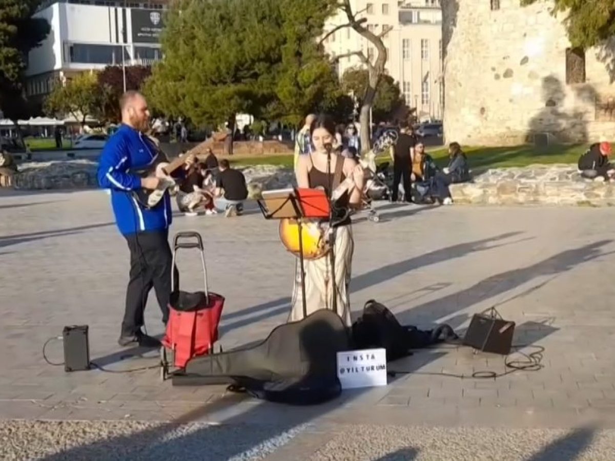 Σβήνει ο Δήμος Θεσσαλονίκης το πρόστιμο στους μουσικούς του δρόμου