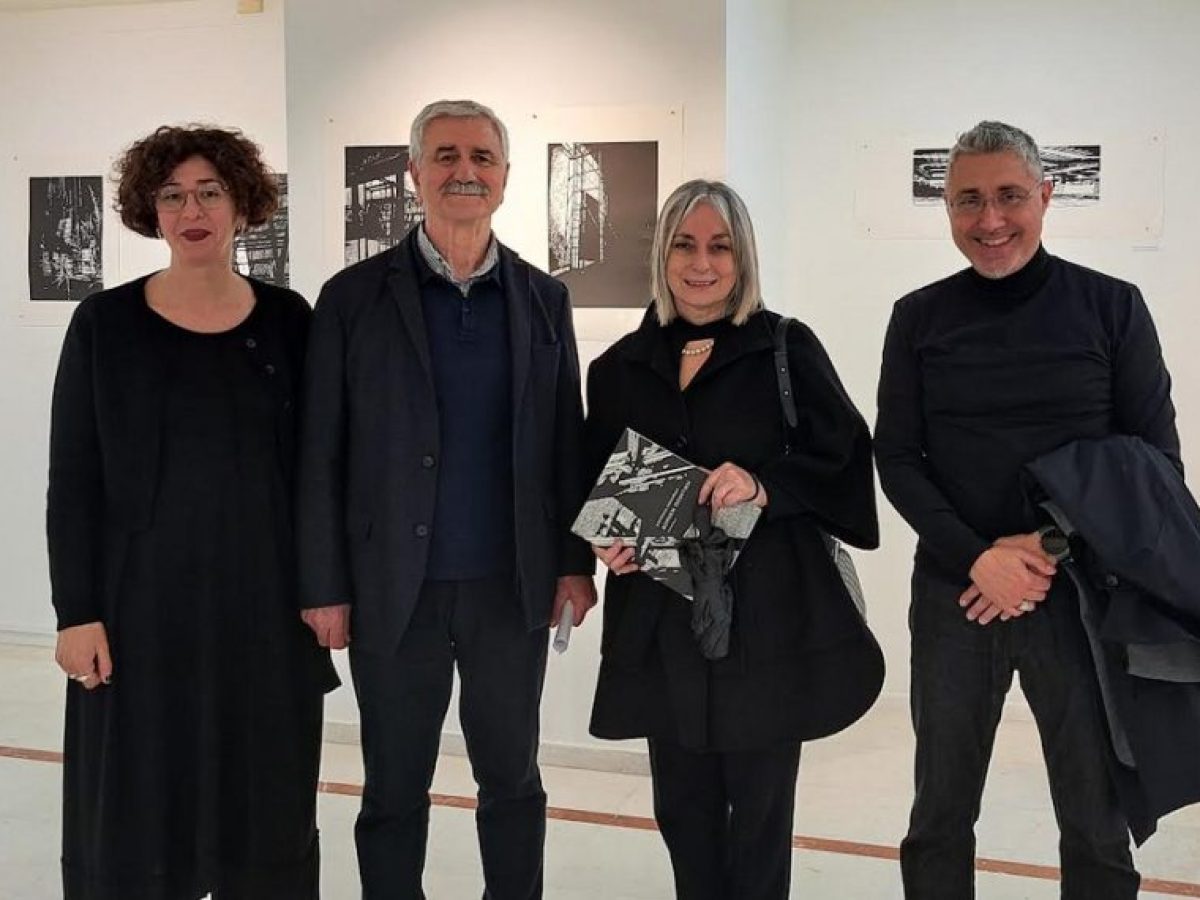 «Τα άφθαρτα συναισθήματα επιμένουν» Για την Ευστρατία Μαχαιρίδη