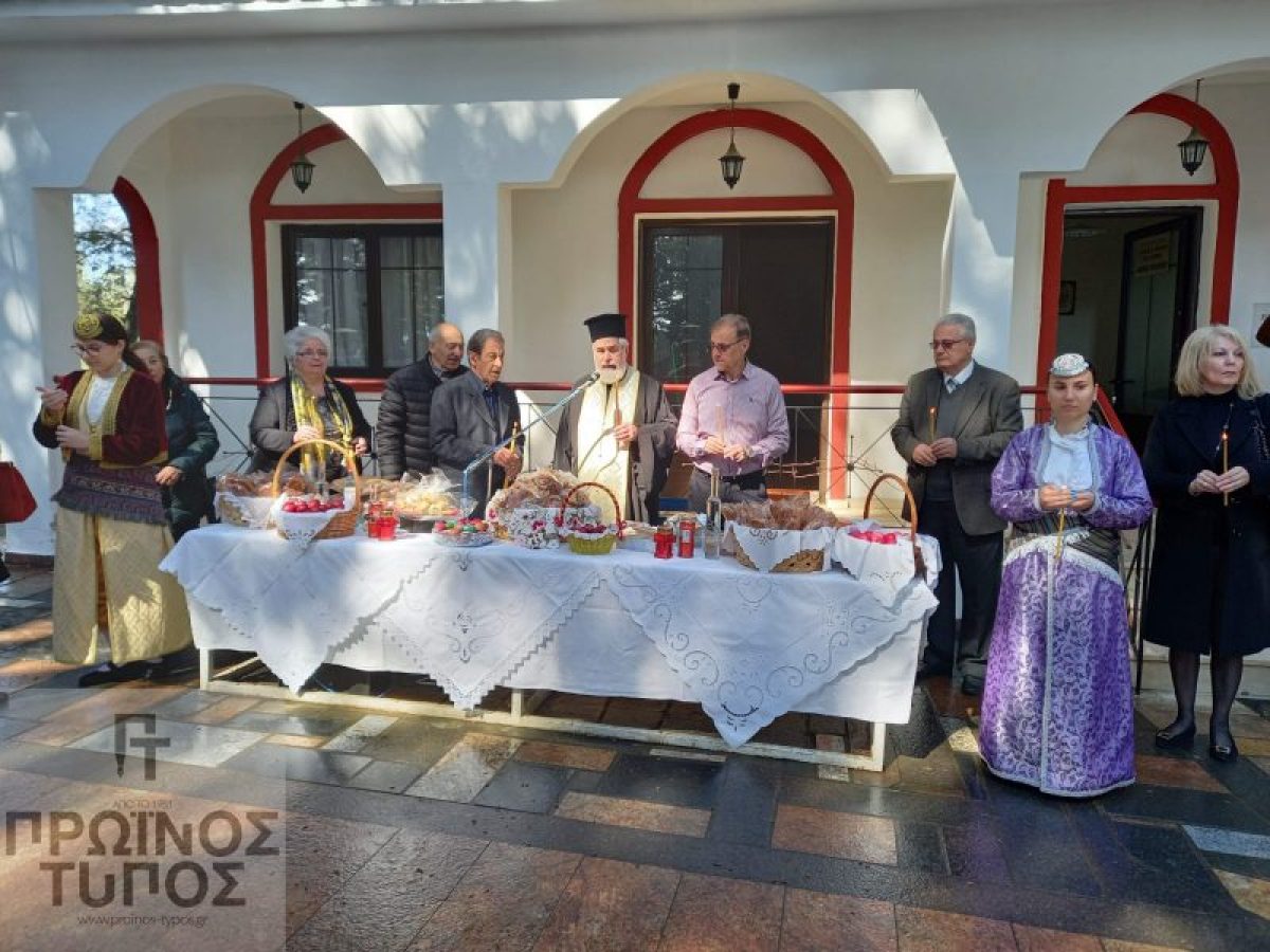 Τα έθιμα του Πάσχα στη Δράμα και την ευρύτερη περιοχή  Από το Σάββατο του Λαζάρου, στη Μεγάλη Εβδομάδα, την Πέμπτη της Διακαινησίμου και στο Ταφικό Έθιμο