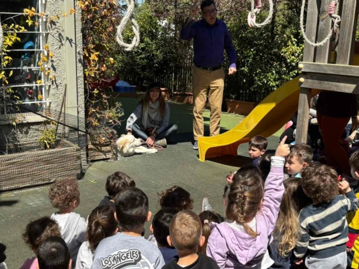 Τα παιδιά μαθαίνουν και εξοικειώνονται με τα ζώα