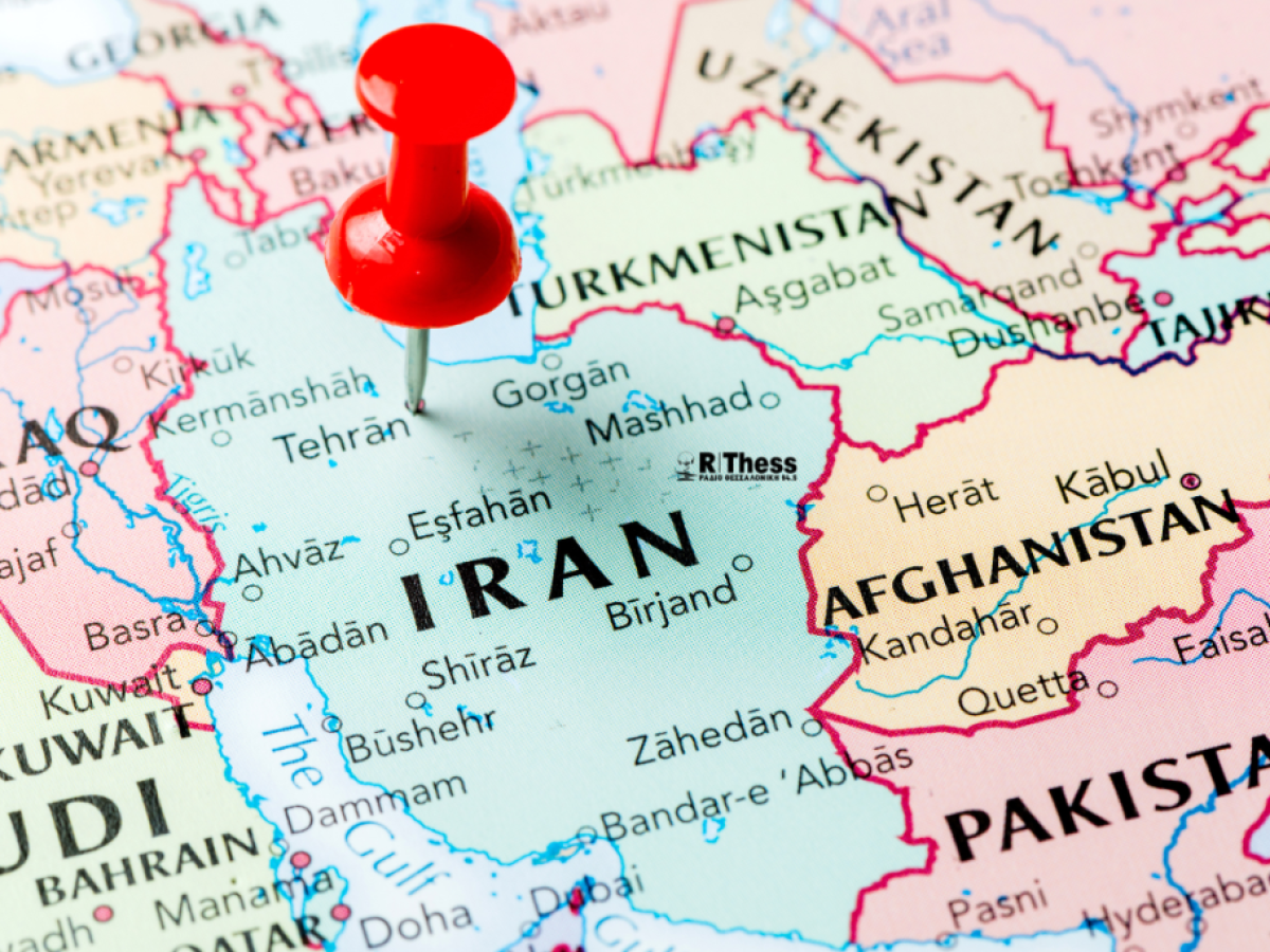 Τα Στενά του Ορμούζ δεν θα ανοίξουν όσο συνεχίζεται ο αμερικανικός αποκλεισμός σύμφωνα με το Ιράν