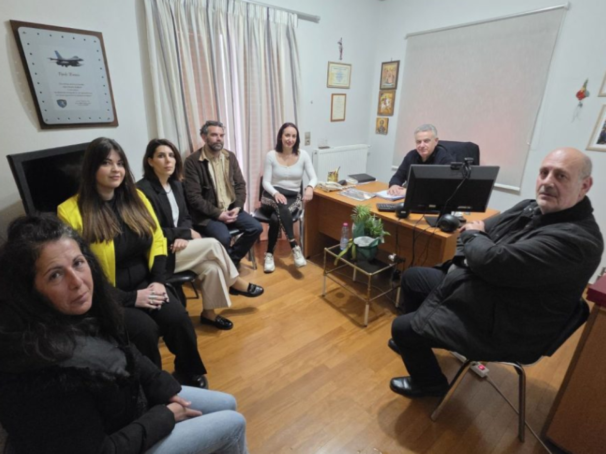 Θανάσης Καββαδάς: «Συνεχίζουμε τις πρωτοβουλίες για την μετεγκατάσταση του Ειδικού Σχολείου σε νέο κτίριο που θα ικανοποιεί τις ανάγκες της εκπαιδευτικής κοινότητας» – Συνάντηση του Βουλευτή με τη διοίκηση και τους γονείς
