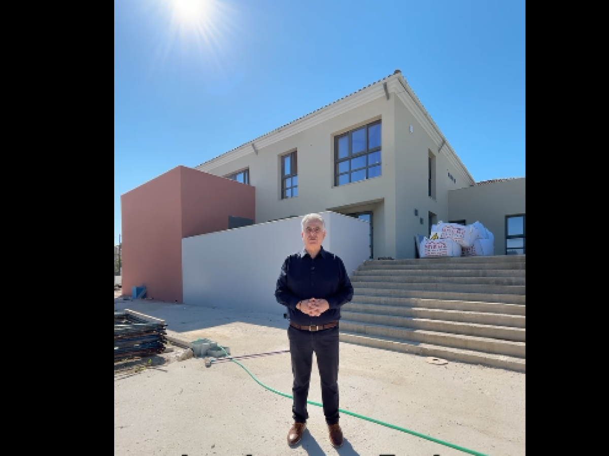 Θανάσης Καββαδάς: «Το πρώην Κέντρο Νεότητας μετατρέπεται σε σύγχρονο πανεπιστημιακό κόσμημα» VIDEO