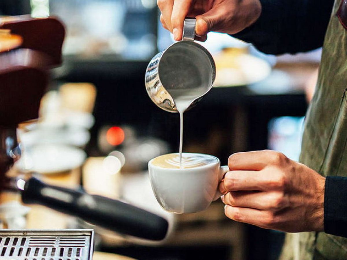 Θέση εργασίας στο cafe “Ελληνικόν”