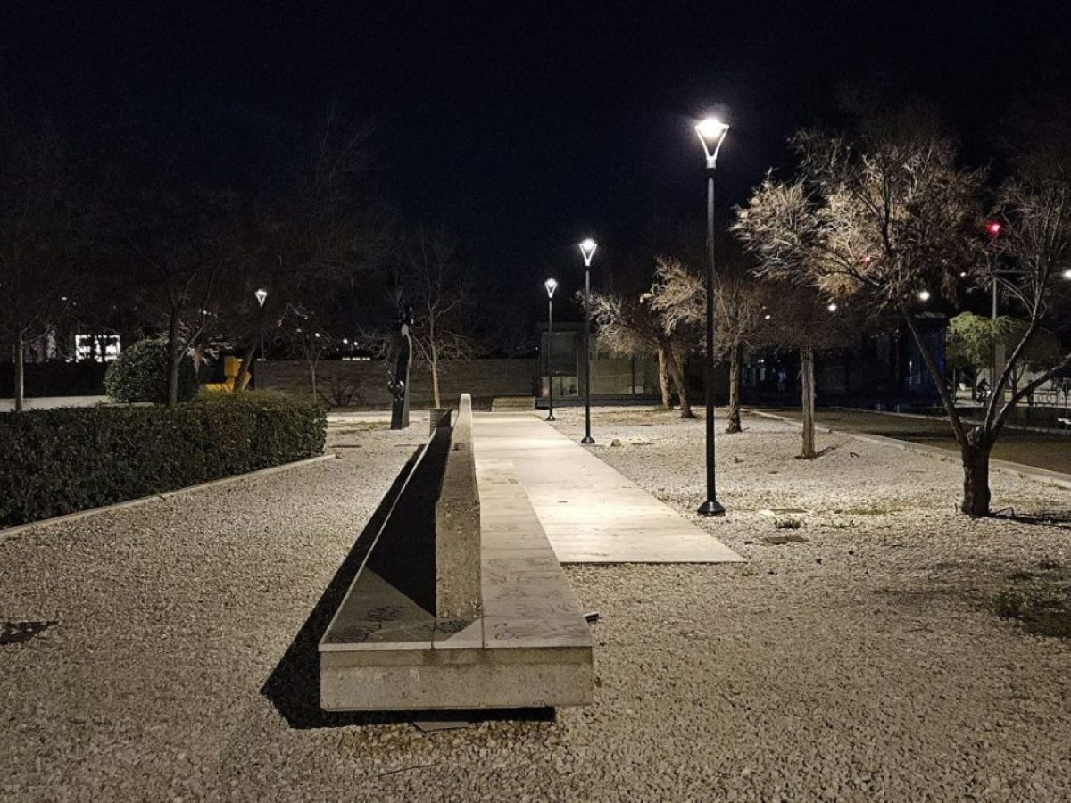 Θεσσαλονίκη: Η Νέα Παραλία “φωτίστηκε” ακόμη περισσότερο (ΦΩΤΟ)