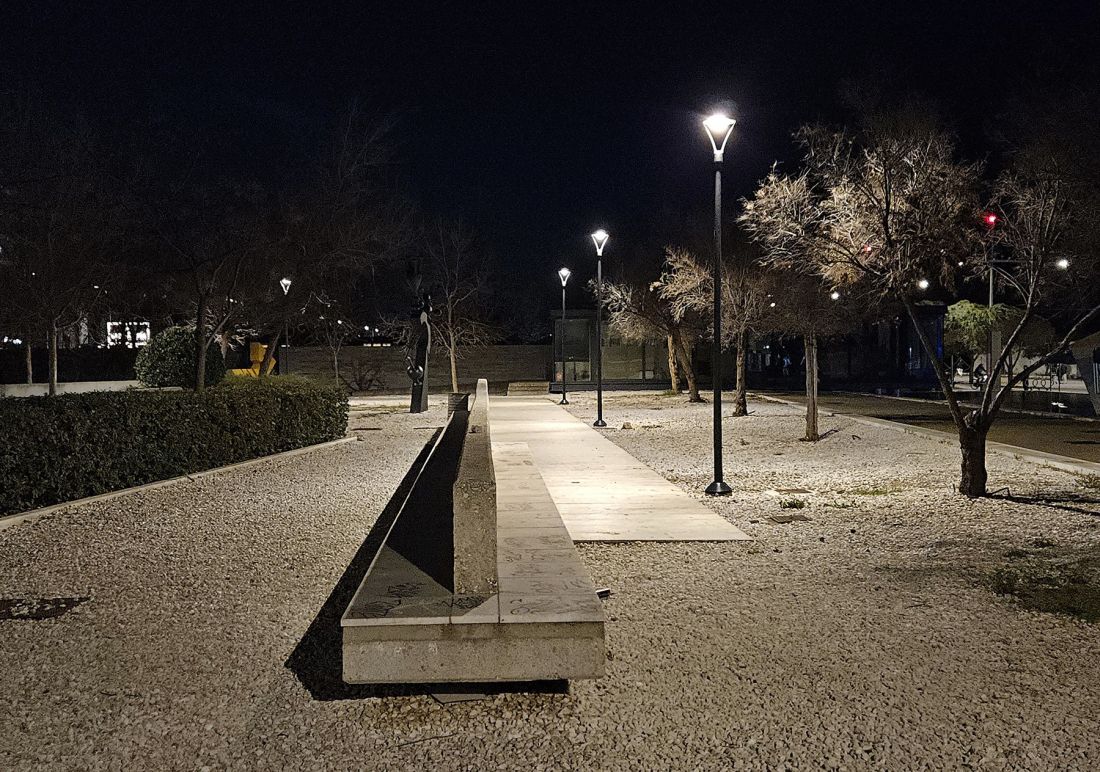 thessaloniki-i-nea-paralia-fotistike