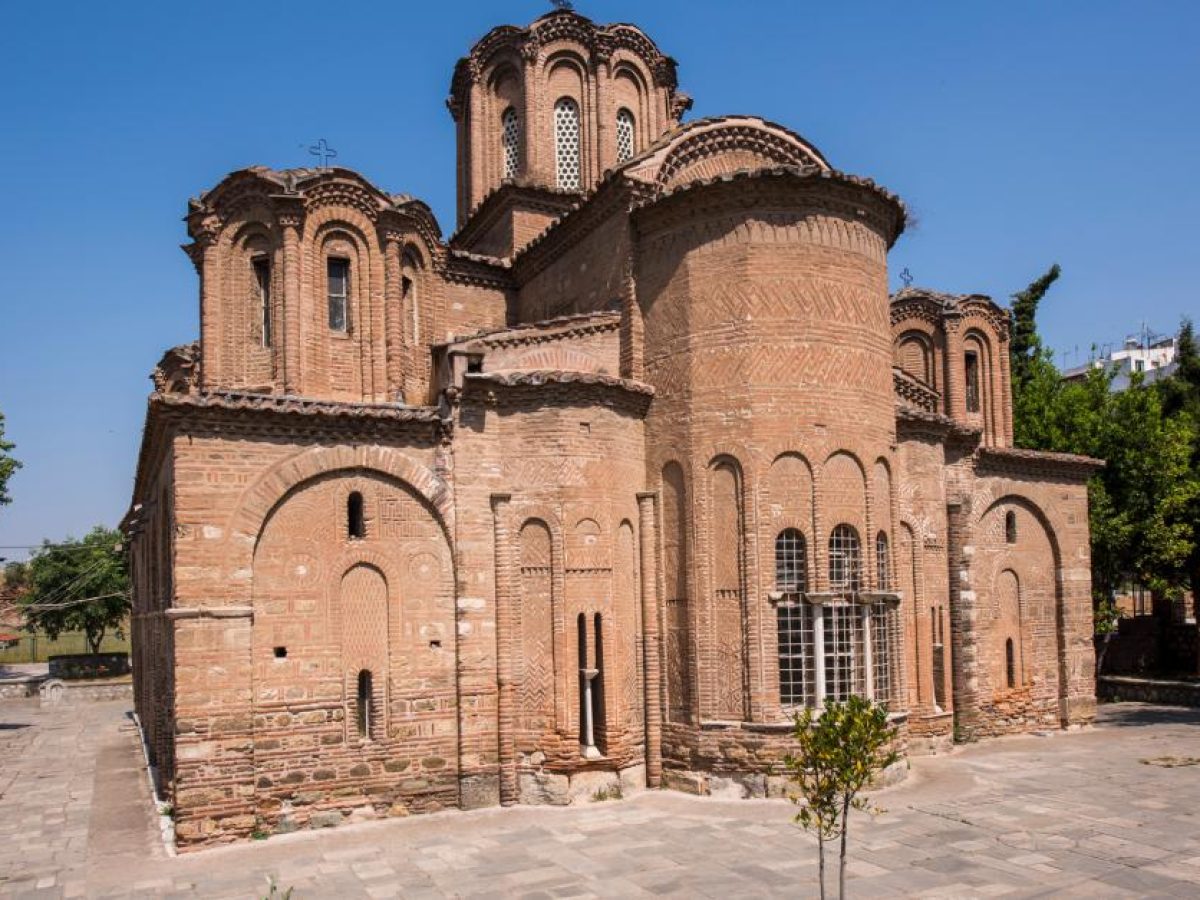 Θεσσαλονίκη – Πήγαν να διακόψουν συναυλία στον Ι.Ν. Αγίων 12 Αποστόλων