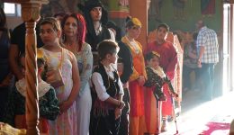 thrilorio-gia-mia-akomi-chronia