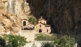 thriskeftiki-panigiri-ieras-monis-&Alpha;gias