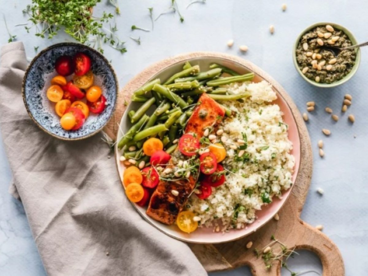 Τι να τρως στο γραφείο για να έχεις ενέργεια όλη μέρα