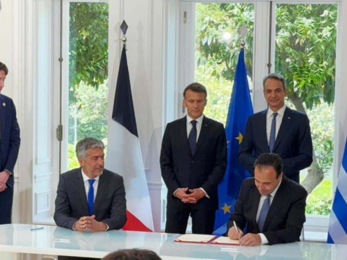 Τι προβλέπει η σπουδαία σύμβαση που υπέγραψε ο Παπαστεργίου, παρουσία Μακρόν-Μητσοτάκη