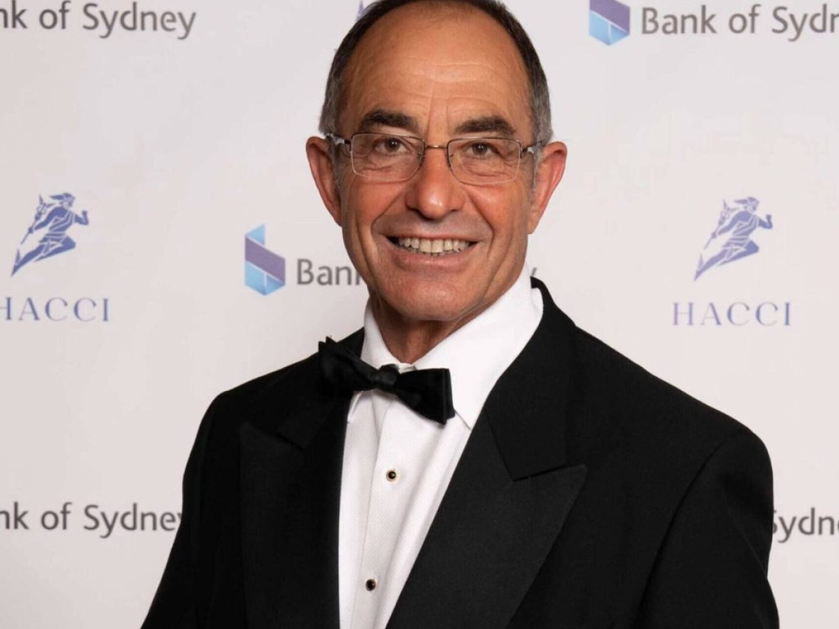 Τιμητική διάκριση για τον Αρχιδικαστή Christopher Kourakis στην Καμπέρα