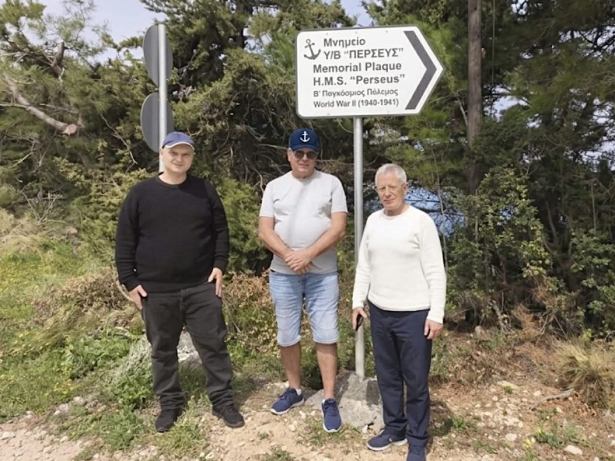 Τιμητική συγκέντρωση Βρετανών και Ελλήνων για το Υποβρύχιο Περσέας το καλοκαίρι στο νησί μας!