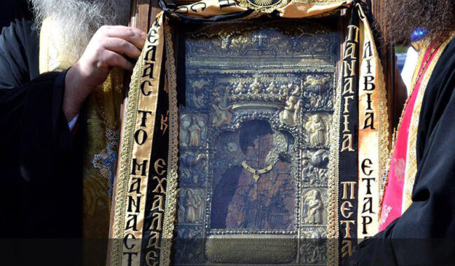 tin-ieri-ikona-tis-panagias-1