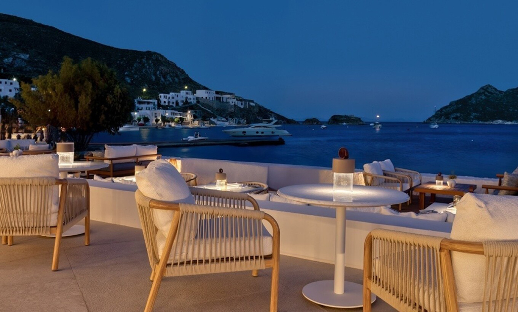 to-Barolo-erchete-sto-Patmos
