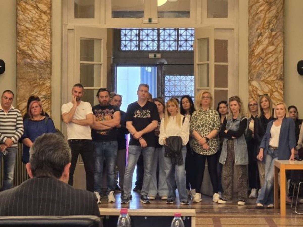 Το Δημοτικό Συμβούλιο Αγρινίου στηρίζει τους εργαζόμενους σε ΚΔΑΠ και Παιδικούς Σταθμούς
