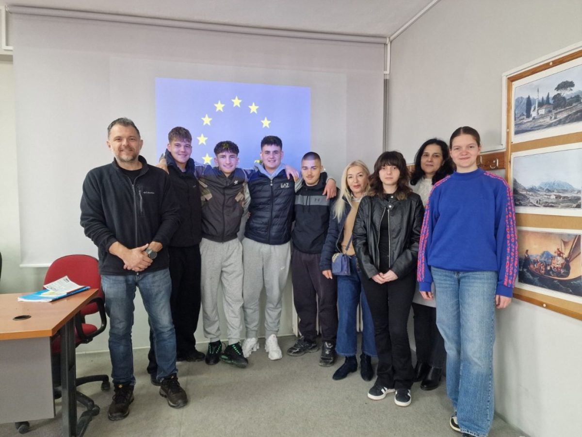 Το ΕΠΑΛ Καλαμπάκας συνδιοργανωτής διαδικτυακής εκδήλωσης για την Ημέρα της Ευρώπης