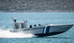 to-limeniko-vouliagmenis-diesose-dio