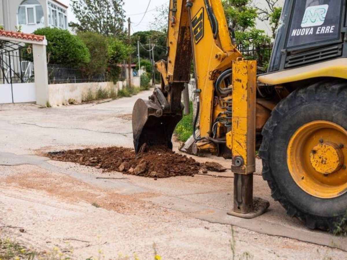 Το πρόγραμμα «0 λακκούβες» στον Σαρωνικό συνεχίζει αδιάκοπα!