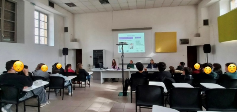 to-programma-ora-na-milisis