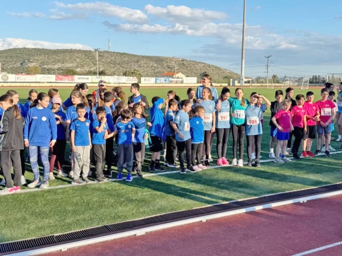 Το στάδιο της Βάρης «βούλιαξε» από χαμόγελα και αγωνιστικό πάθος!