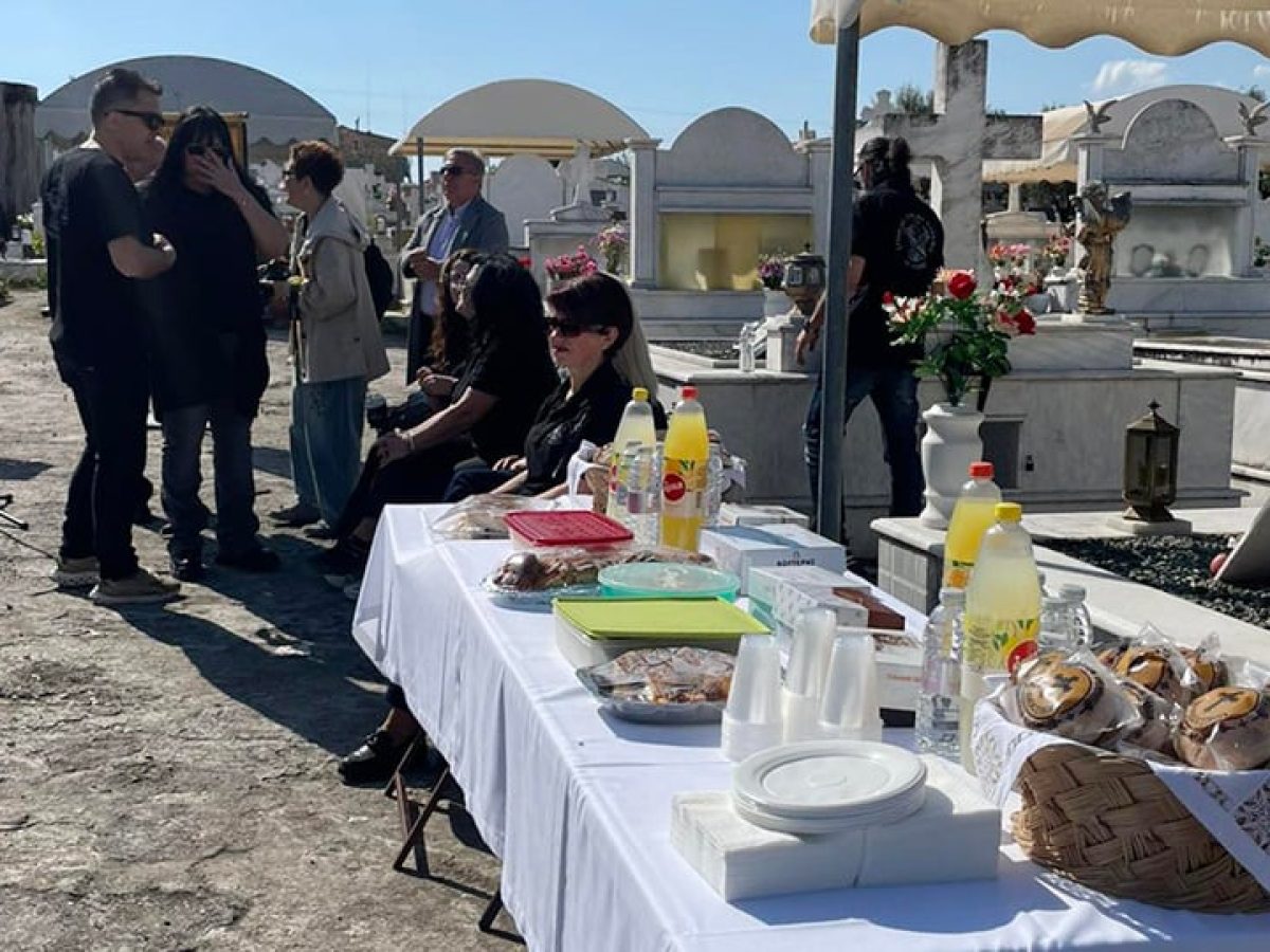 Το ταφικό έθιμο των Ποντίων, μια μέρα χαρμολύπης στον Άγιο Κωνσταντίνο Αγρινίου