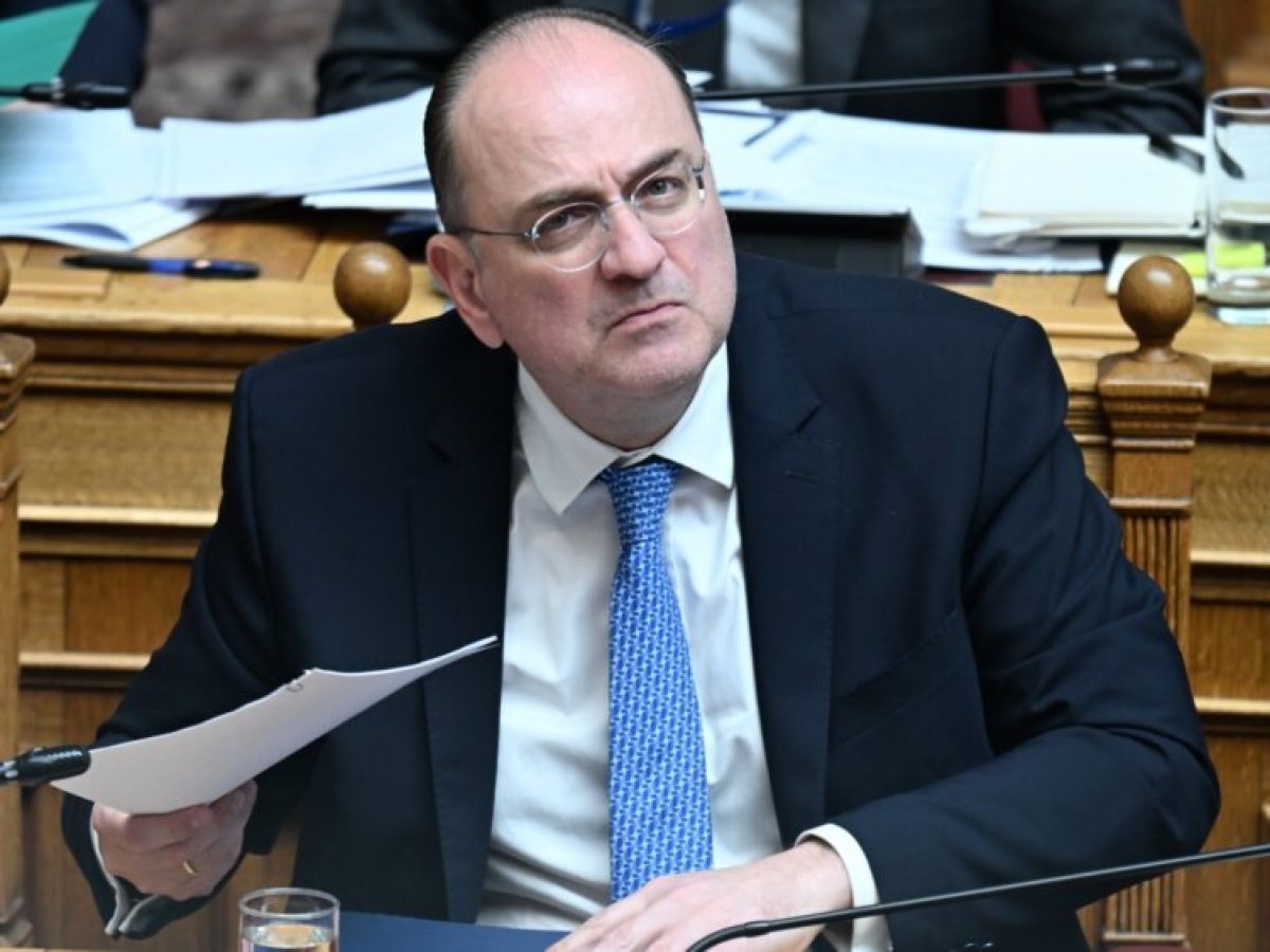 “Τον πήρε η ντροπή από τα μάτια” και παραιτήθηκε ο Λαζαρίδης