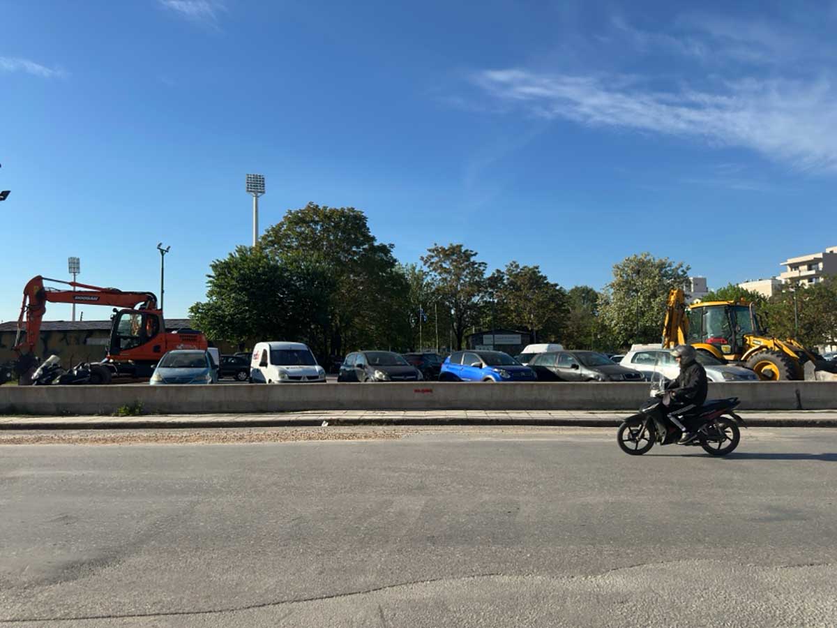 trikala-dimosio-parkingk-ipo-katalipsi